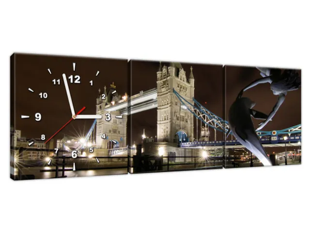 Štýlový obraz s hodinami Fontána pri Tower Bridge