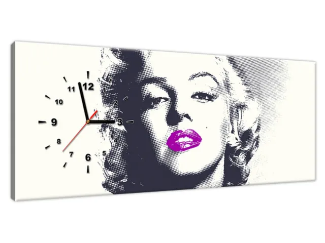 Obraz s hodinami Marilyn Monroe s fialovými perami