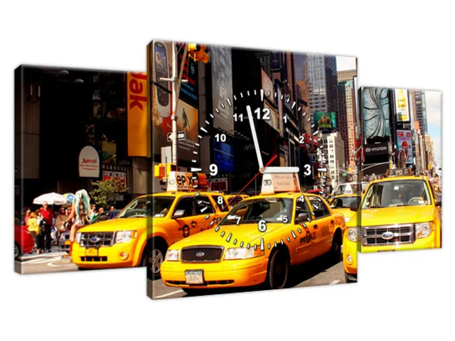 Dizajnové hodiny na plátne New York Taxi - Prayitno