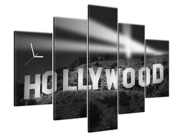 Zaujímavé hodiny na plátne Night in Hollywood